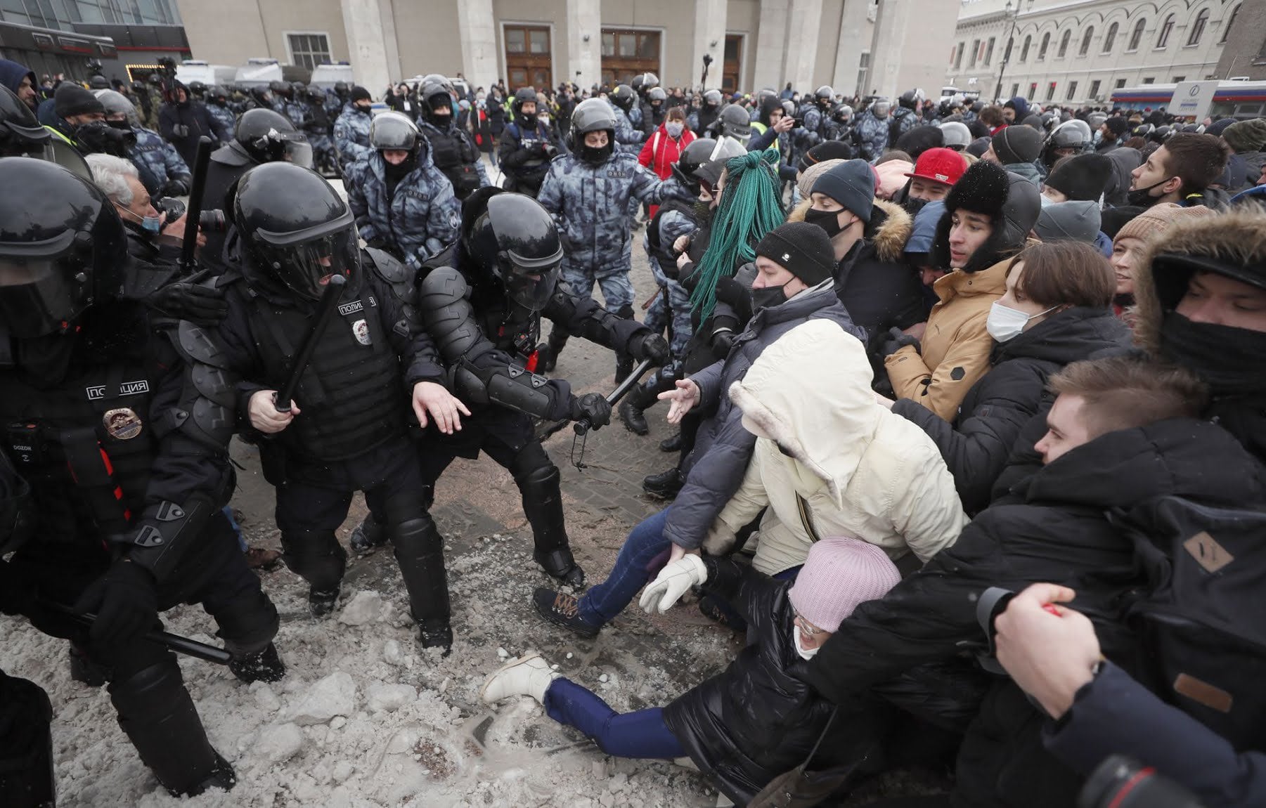 La reacción del pueblo ruso a la invasión no ha sido lo pasiva y entusiasta que Putin esperaba.