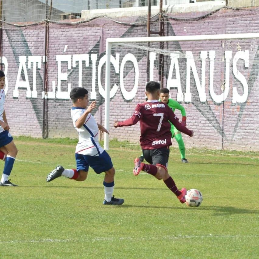 “El sueño del pibe”, versión mendocina: Mati, el crack maipucino que llegó a la Sub 15 Argentina. Foto: Jorge Busto.