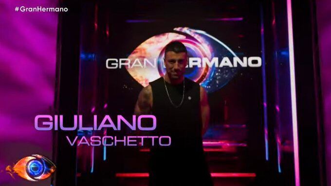 Giuliano Vaschetto en su ingreso a Gran Hermano.