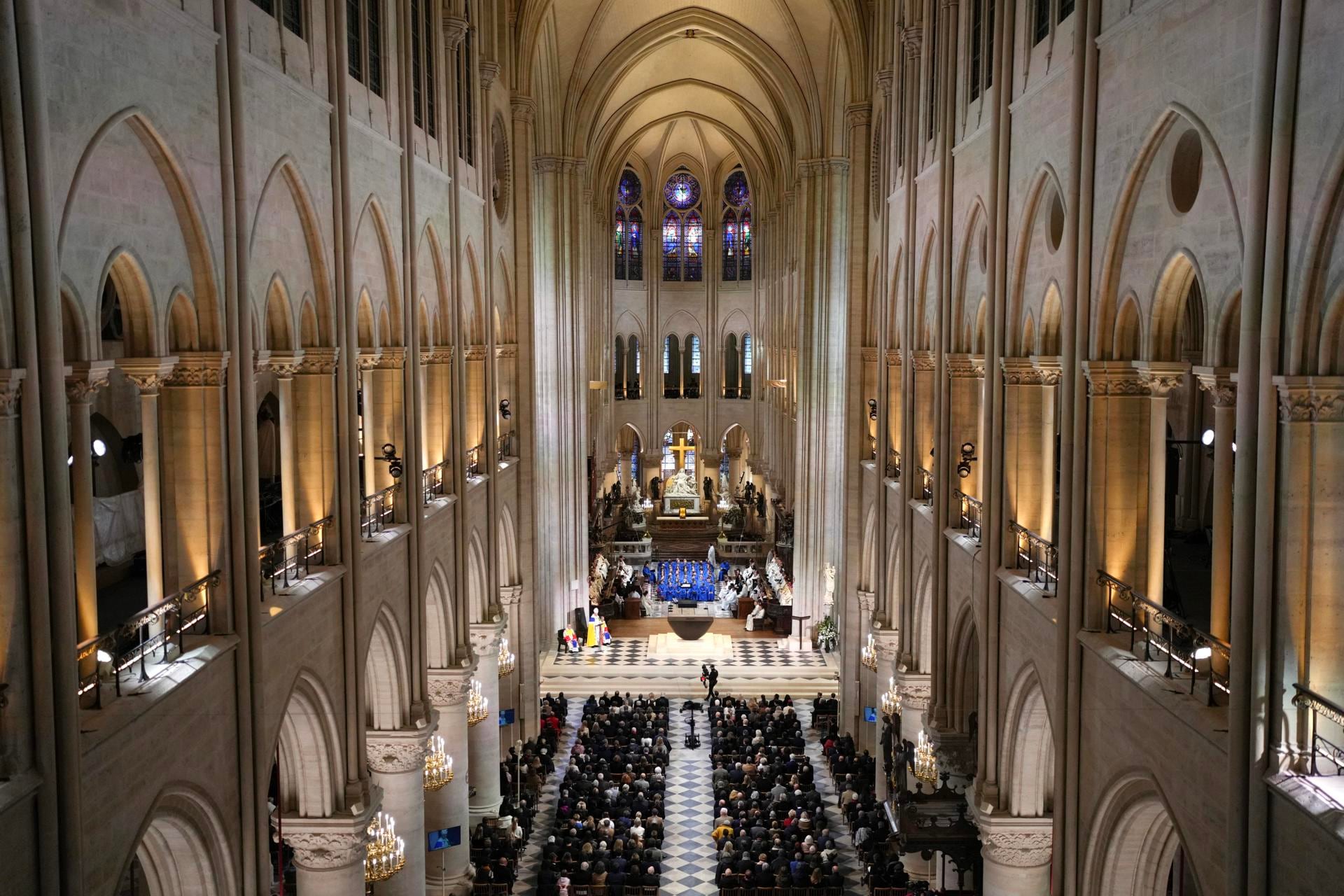 Reapertura de la Catedral de Notre Dame en París.