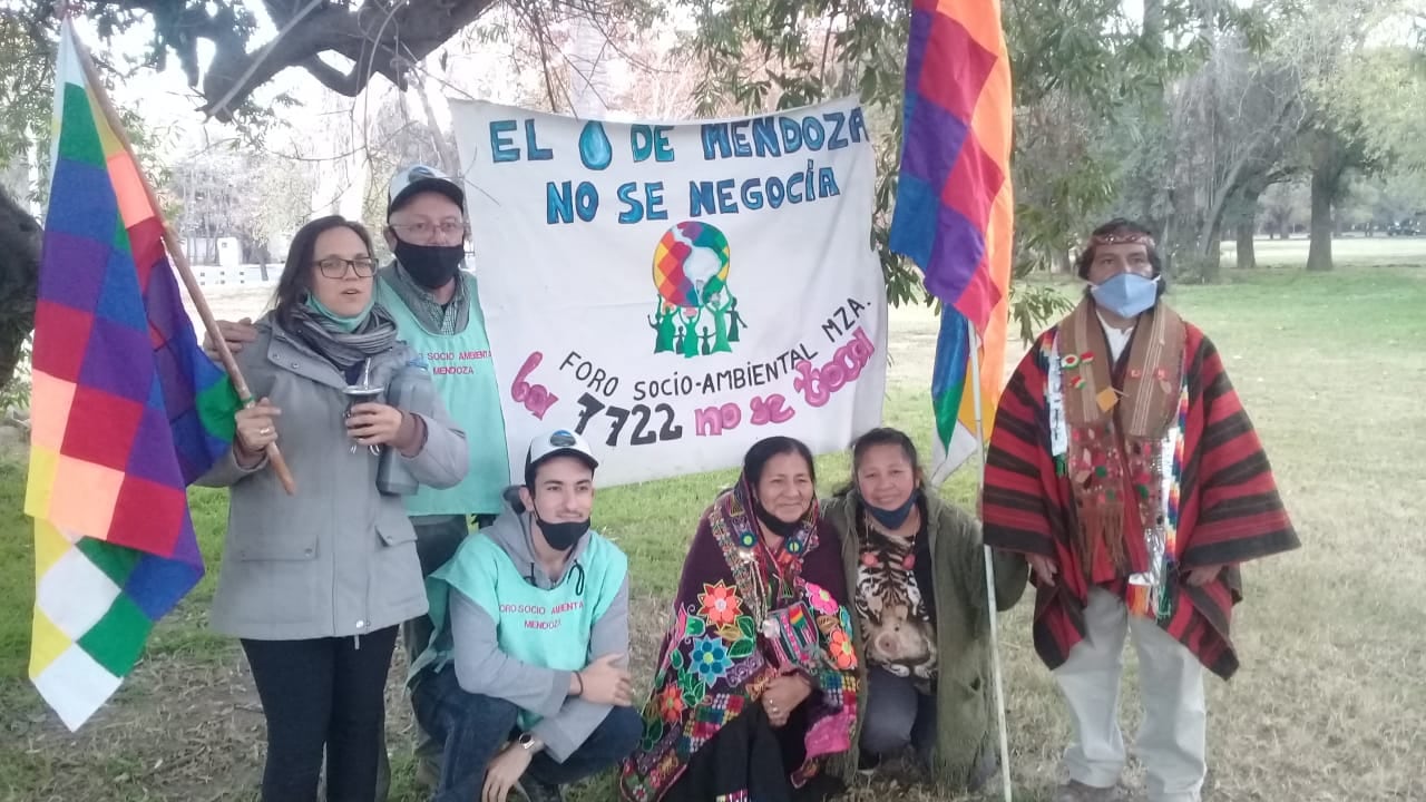 Inka Miko Tika, referente de la comunidad Inca Colla en Mendoza, durante la celebración del inti Raymi (Fiesta del Sol) durante la tarde de ayer en el Parque San Martín.