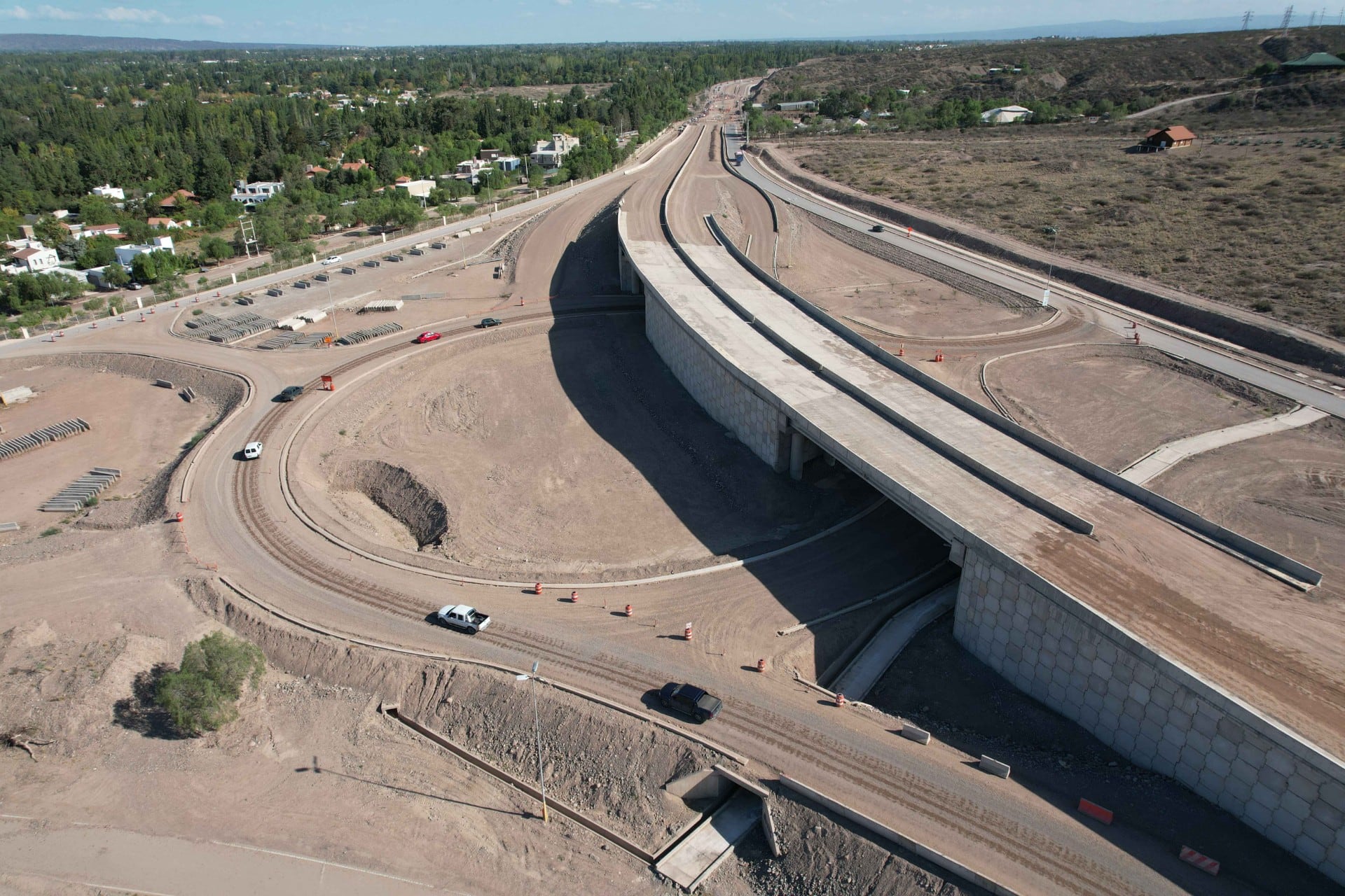 Empalme ruta 82 y Corredor del Oeste.