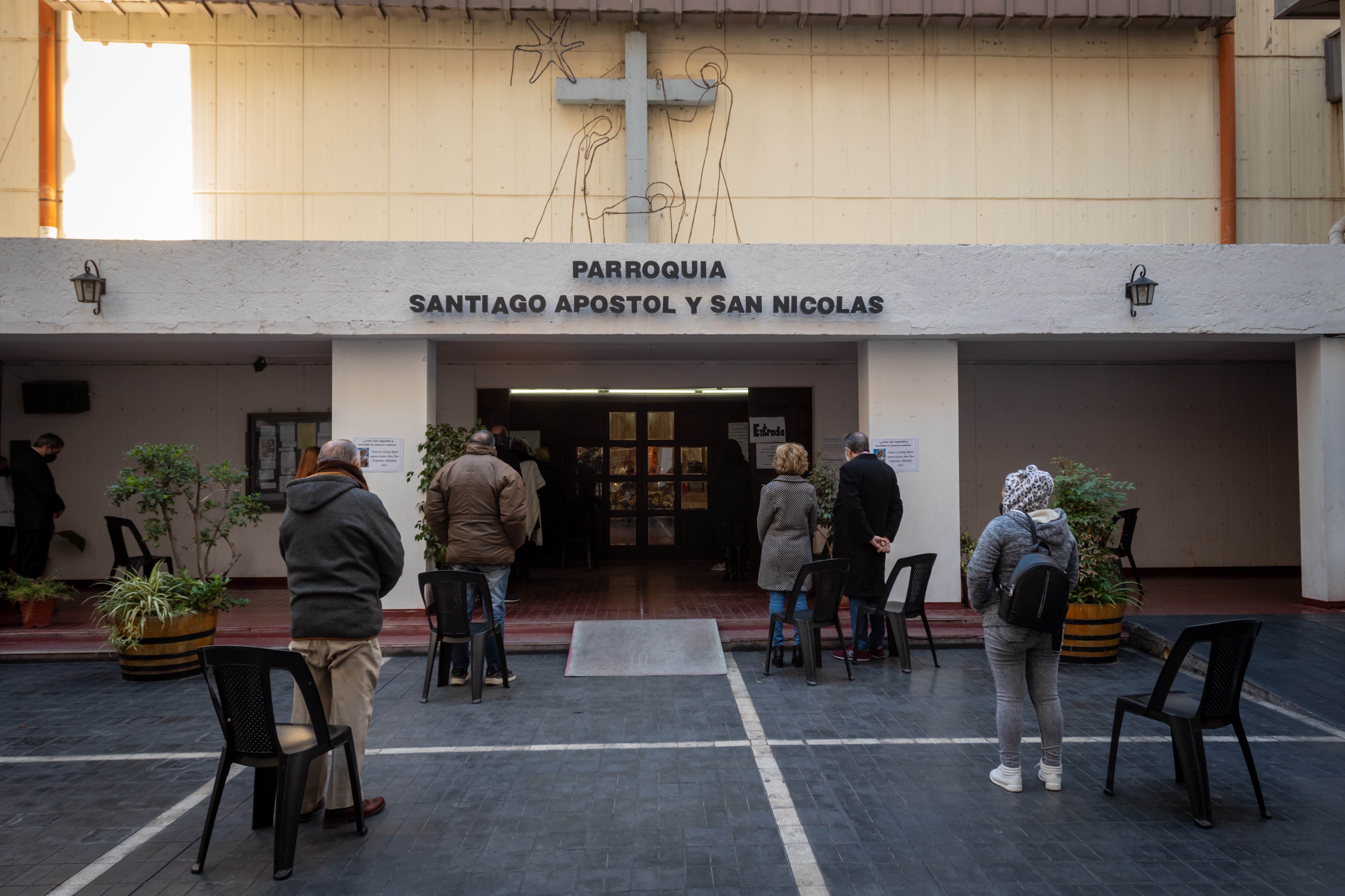 Festejos de Patrón Santiago, 
Por el aislamiento social preventivo y obligatoria solo se realizo una misa con pocos fieles presentes y de forma virtual

Foto: Ignacio Blanco / Los Andes