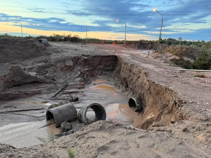 Habilitación del tránsito vehicular en el desvío de la Ruta Provincial 14 (Prensa Gobierno de Mendoza).