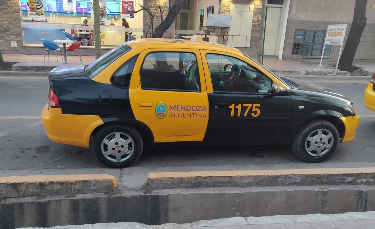 Dos hombres fueron detenidos con cocaína a bordo de un taxi en Guaymallén (Prensa Ministerio de Seguridad)