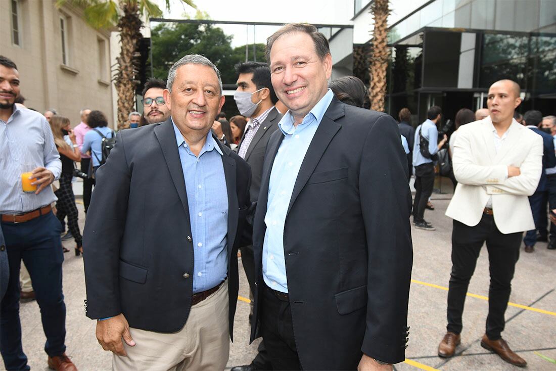 Celso Jaque junto al Intendente de Lavalle Roberto Righi. Foto: José Gutierrez / Los Andes