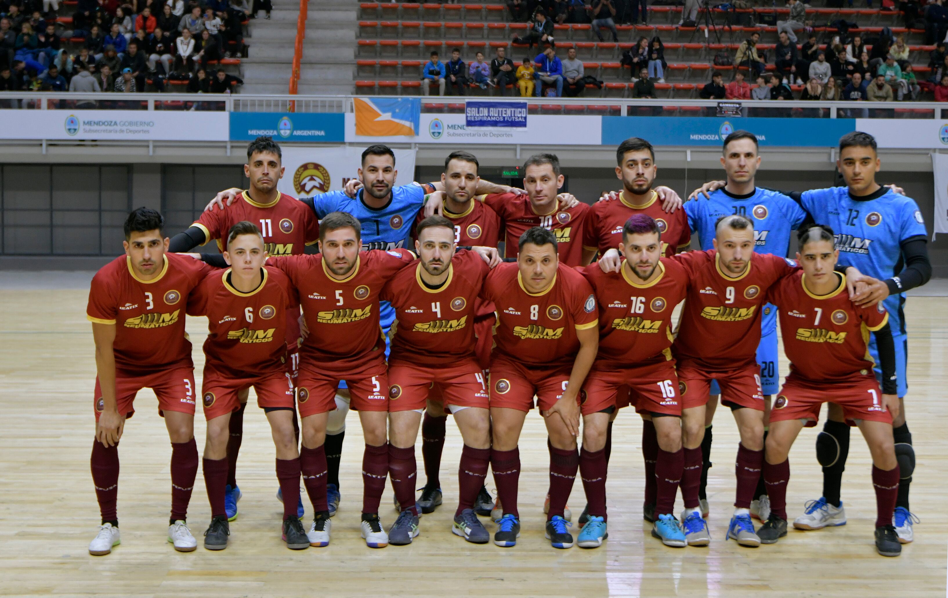 El Seleccionado de Futsal de Mendoza, dirigido por Gustavo Gallardo. Foto: Orlando Pelichotti / Los Andes