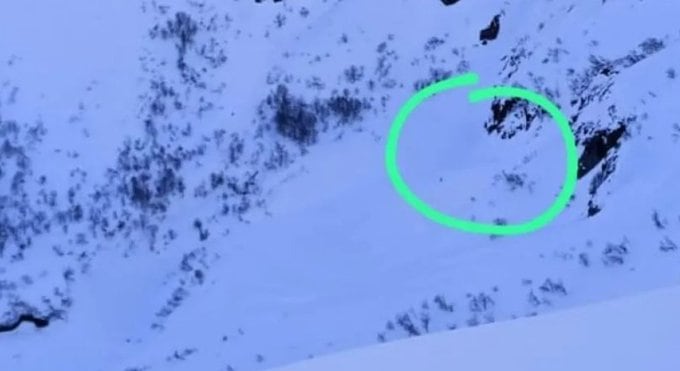 Avalancha mató a un esquiador en el Cerro López de Bariloche y suspendieron la búsqueda de otro desparecido. Captura: X / @alepolizzo