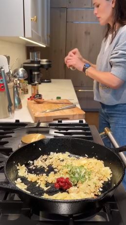 La famosa actriz estadounidense recreó una de las recetas de empanadas más deliciosas.