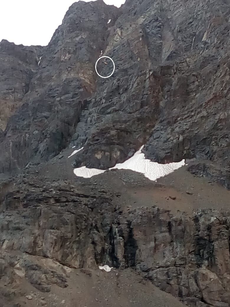 Impactante rescate de película en el Aconcagua: bajaron a un andinista colgado de una soga. Foto: Prensa Ministerio de Seguridad de Mendoza