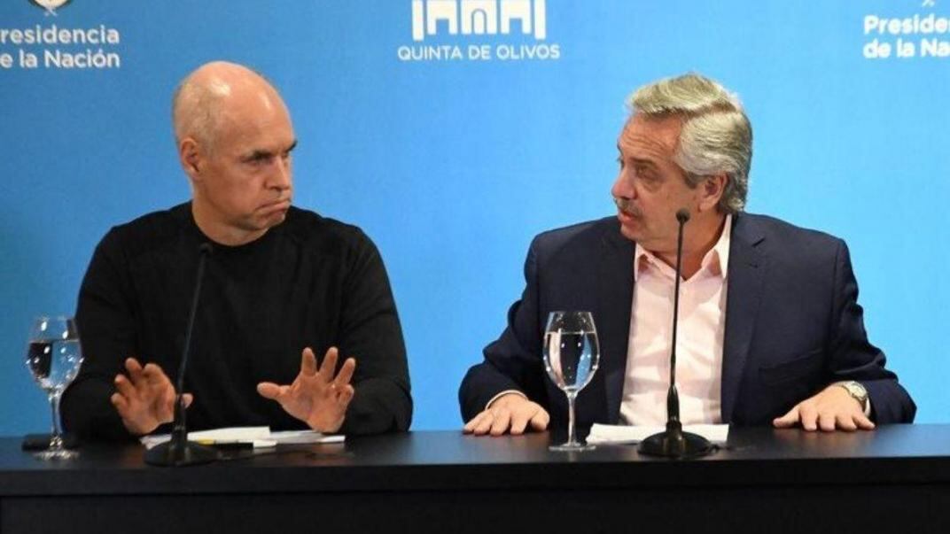 Alberto Fernández junto a Horacio Rodríguez Larreta.