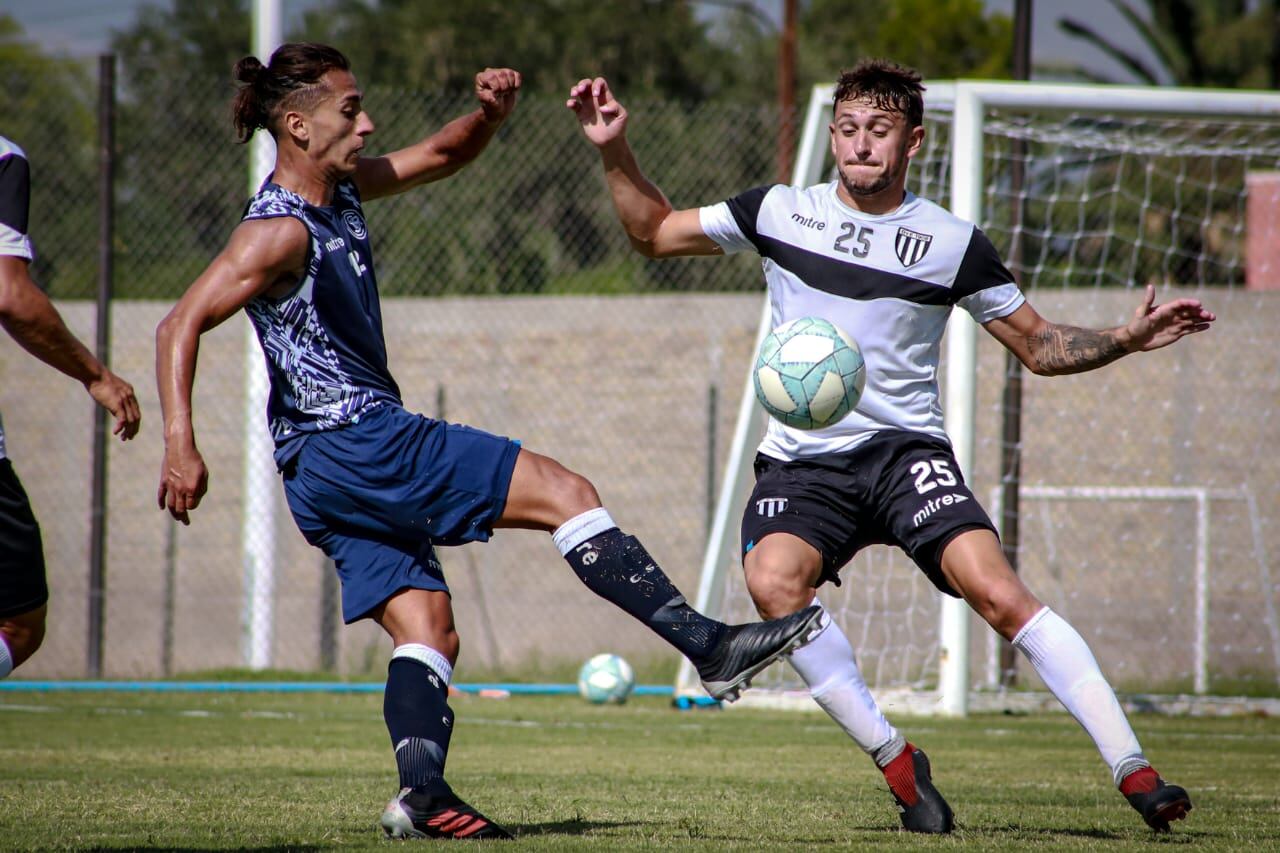 Independiente ganó el primer y Gimnasia el segundo / Prensa Independiente.