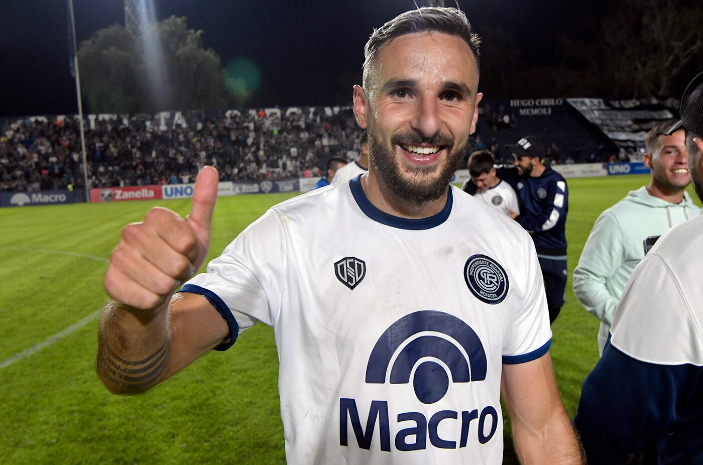 Juan Manuel Elordi y Alex Arce convirtieron los goles con los que Independiente Rivadavia  venció al Club Quilmes y trepó al quinto puesto de la Zona B por la fecha 11 de la Zona B de la Primera Nacional en el Estadio Juan Bautista Gargantini por la fecha 11 de la zona B del torneo de Fútbol  Primera Nacional 2023

Foto: Orlando Pelichotti