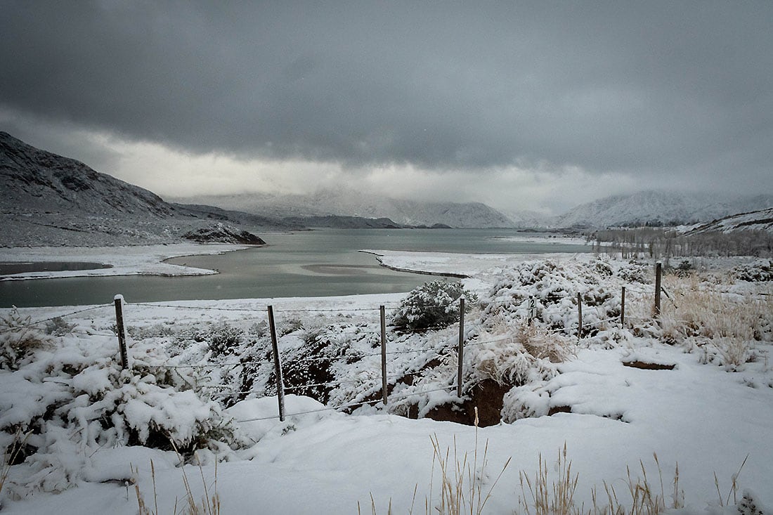 Perilago de Potrerillos nevado.