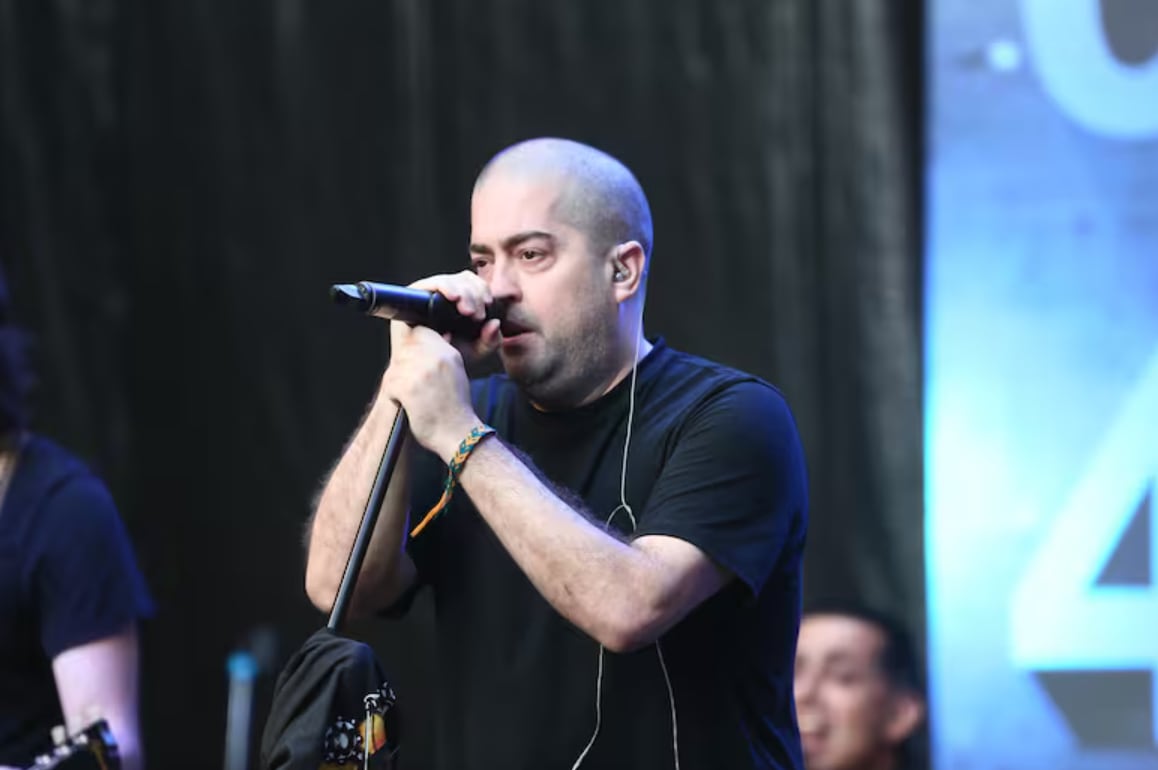 Patricio "Pato" Fontanet, excantante de Callejeros, se presentó este lunes en el homenaje por los 20 años de la tragedia de Cromañón, realizado en el Obelisco. Foto: La Nación