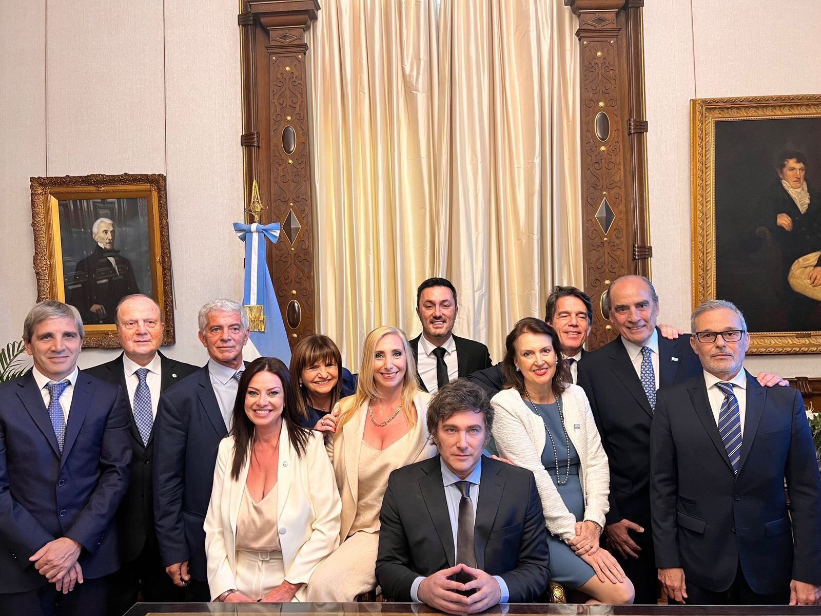 El equipo de ministros de Javier Milei.