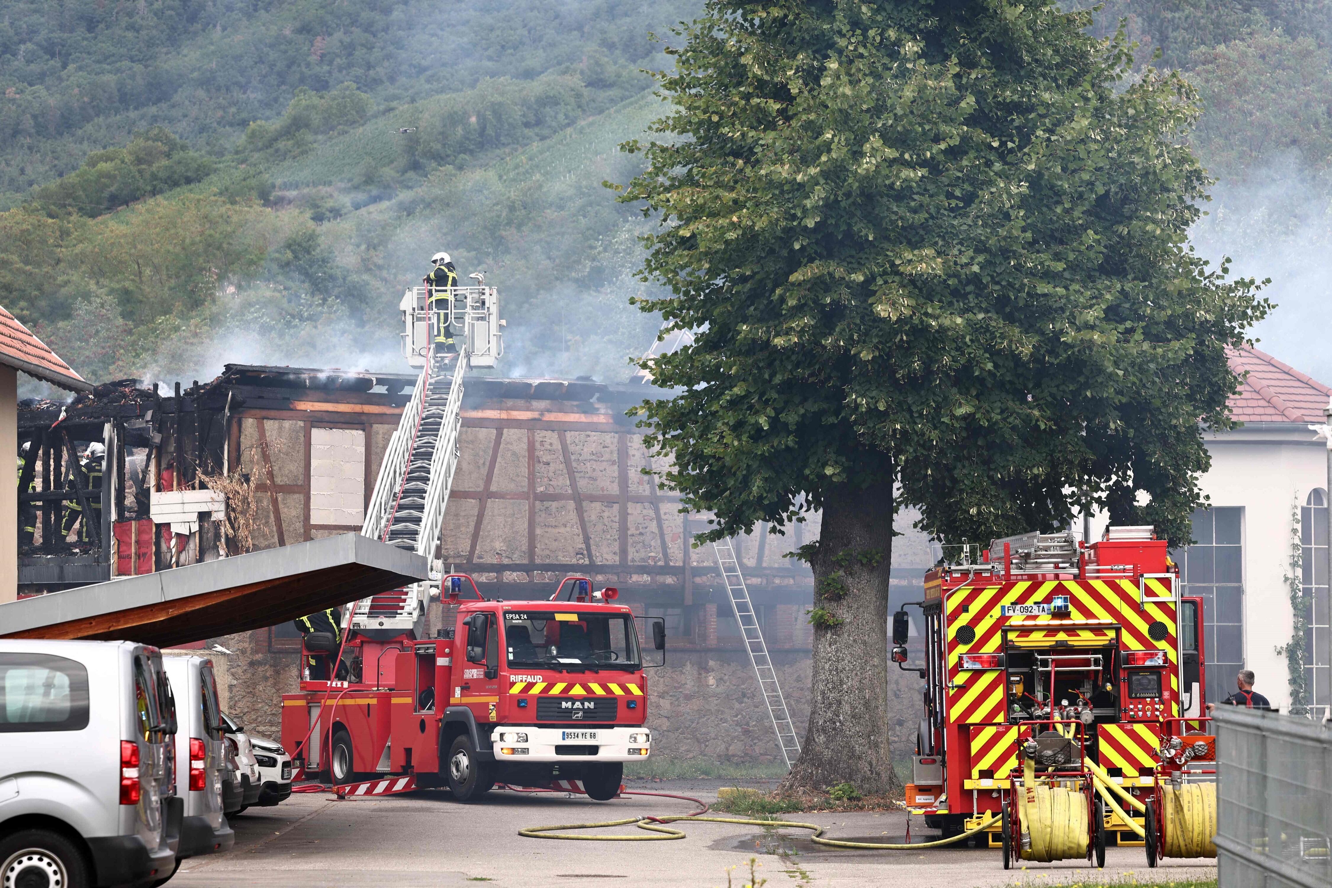 Al menos 9 muertos en incendio en albergue con discapacitados en Francia