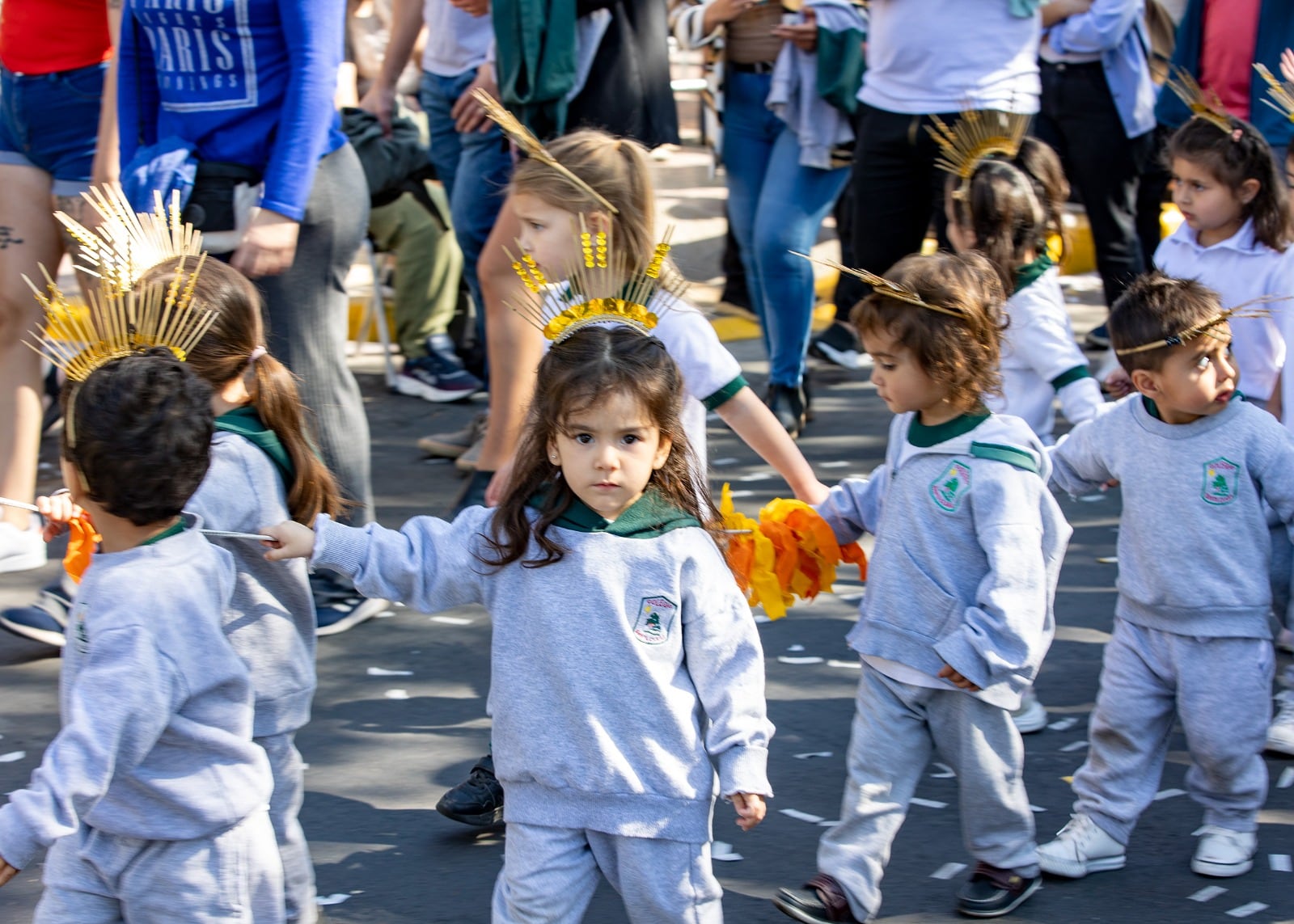 Masiva celebración por las calles de Maipú