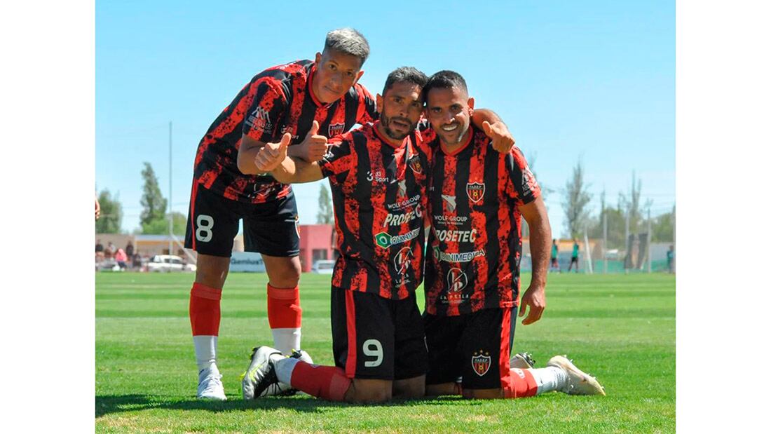 Tres para triunfar. Rodríguez, Lucero y Sevillano. Fadep va por el bicampeonato. Foto: Prensa / Fadep. 