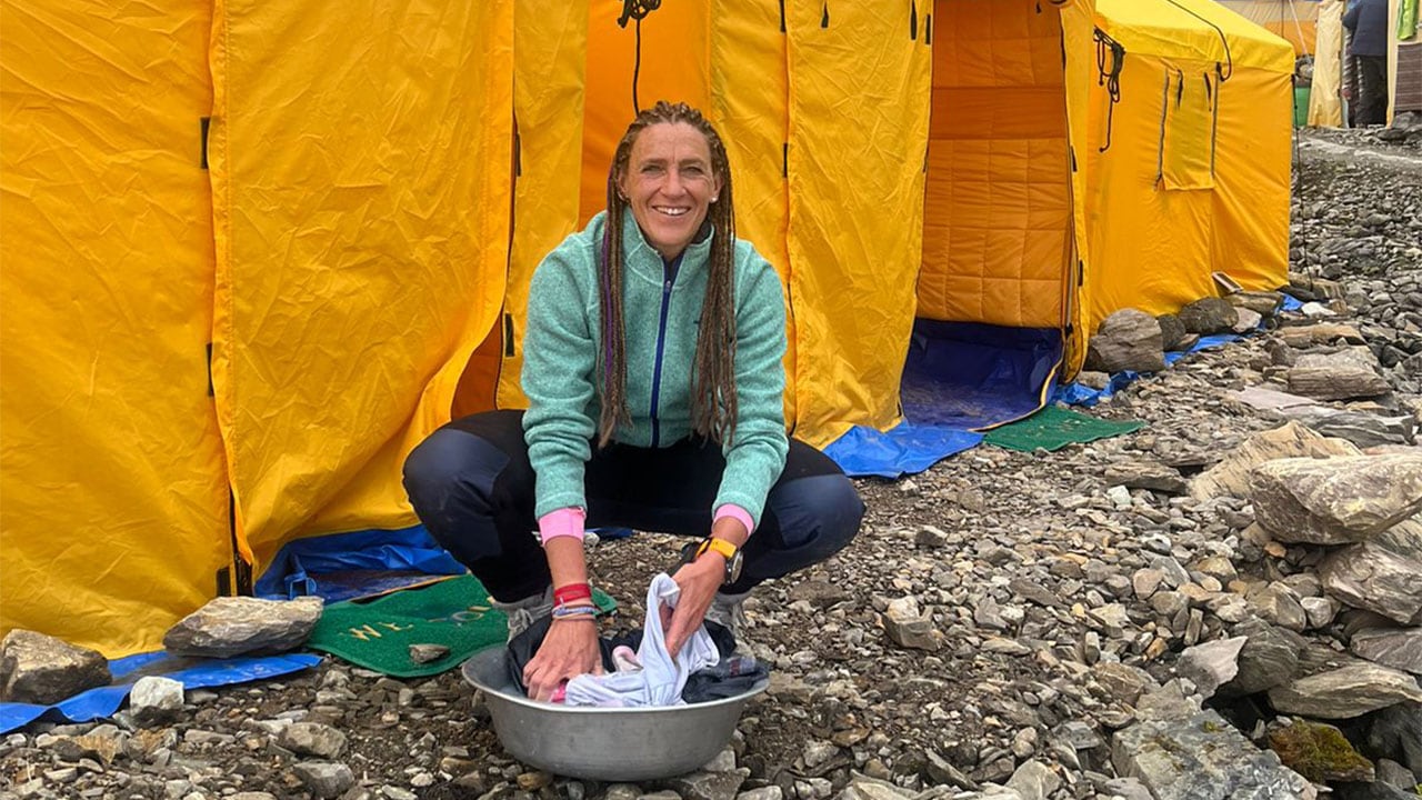 Laura Horta en el campamento base del Manaslu donde vivió unos 25 días.