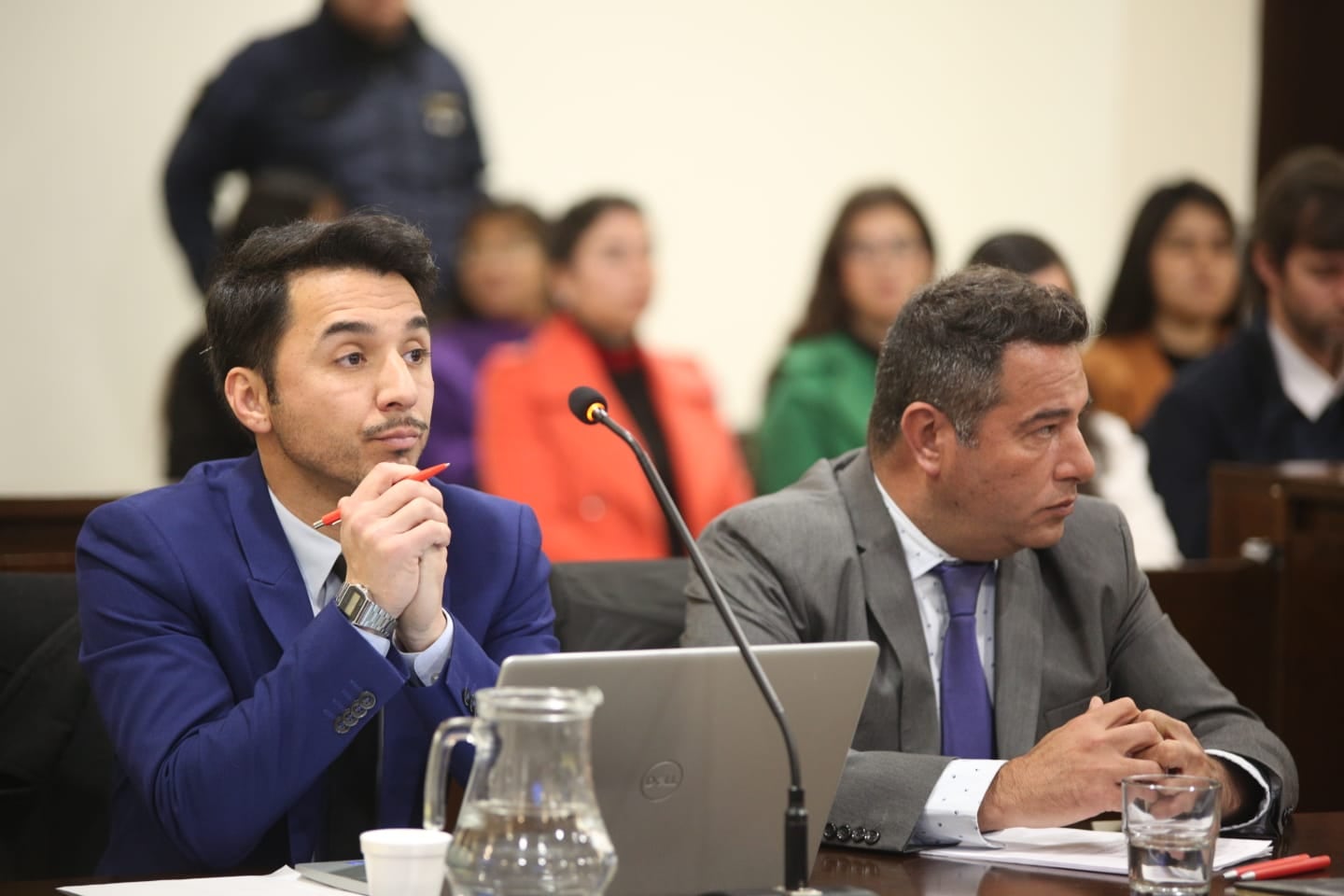 Marcos Urtado y Mariano Tello, los abogados defensores de Marcelo Mendoza, acusado del homicidio de Juan Villanueva. | Foto: Poder Judicial.