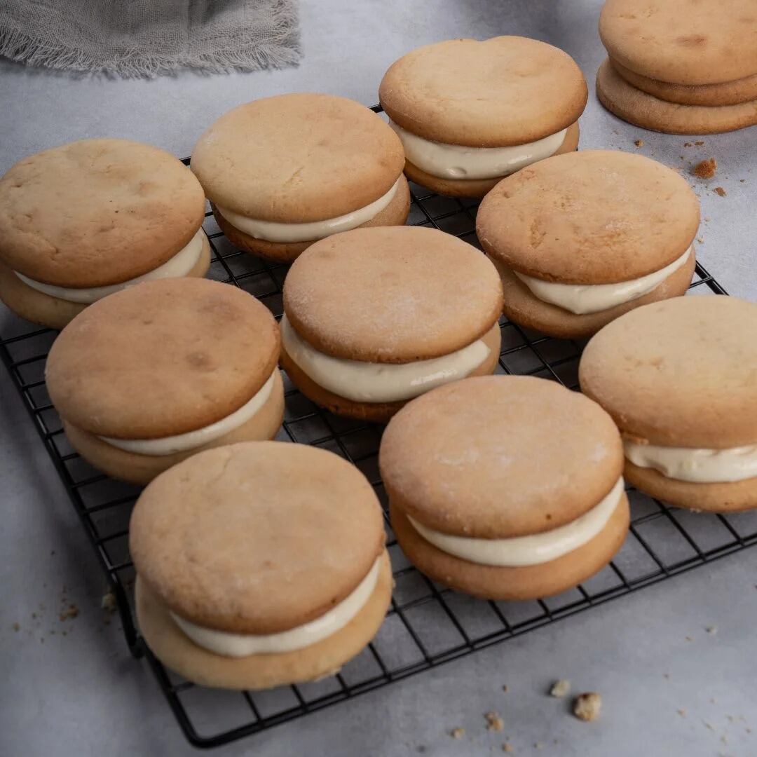 Así se hacen los alfajores de Nesquik.