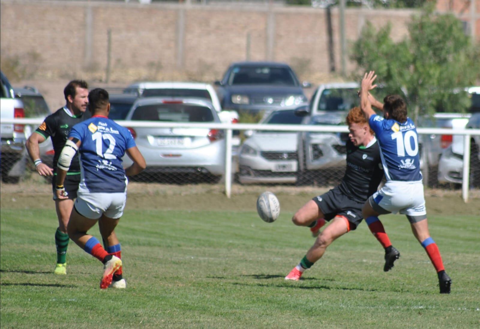 Triunfos de Marista, CPBM, Los Tordos y Liceo en una jornada imperdible del Torneo Regional del Oeste. / URC 