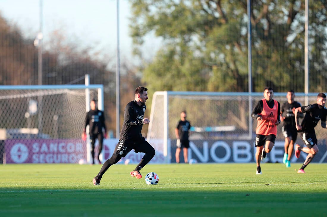 Lionel Messi en un entrenamiento de la selección argentina.