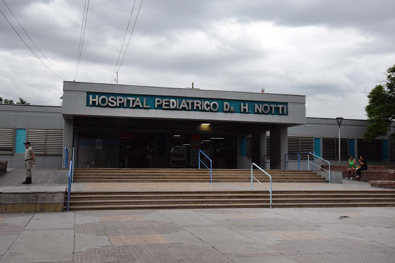 Hospital Humberto Notti. 
Un niño de 5 años fue atacado por una jauría y debió ser hospitalizado por la gravedad de las heridas. 

Foto: Mariana Villa / Los Andes