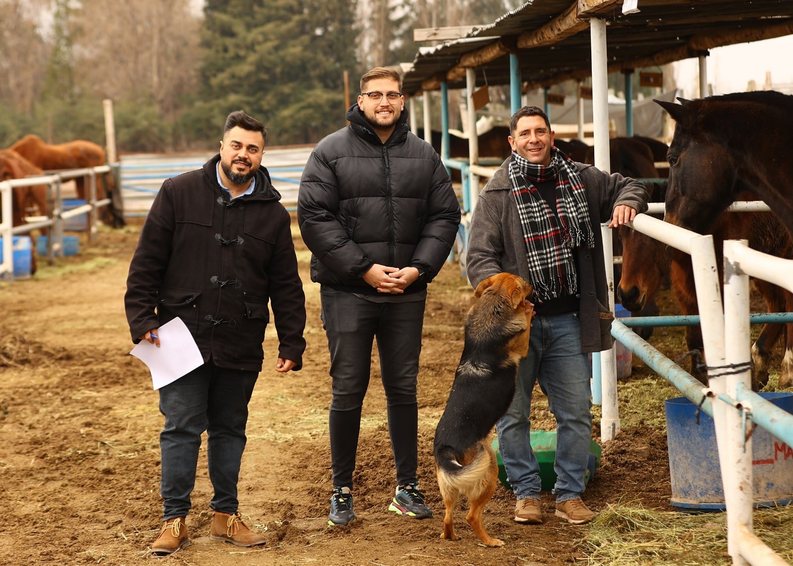 Maipú Municipio entregó a la Asociación PEMPA dosis de diferentes vacunas para que puedan aplicarse a los equinos que se encuentran en la sociedad protectora PEMPA.