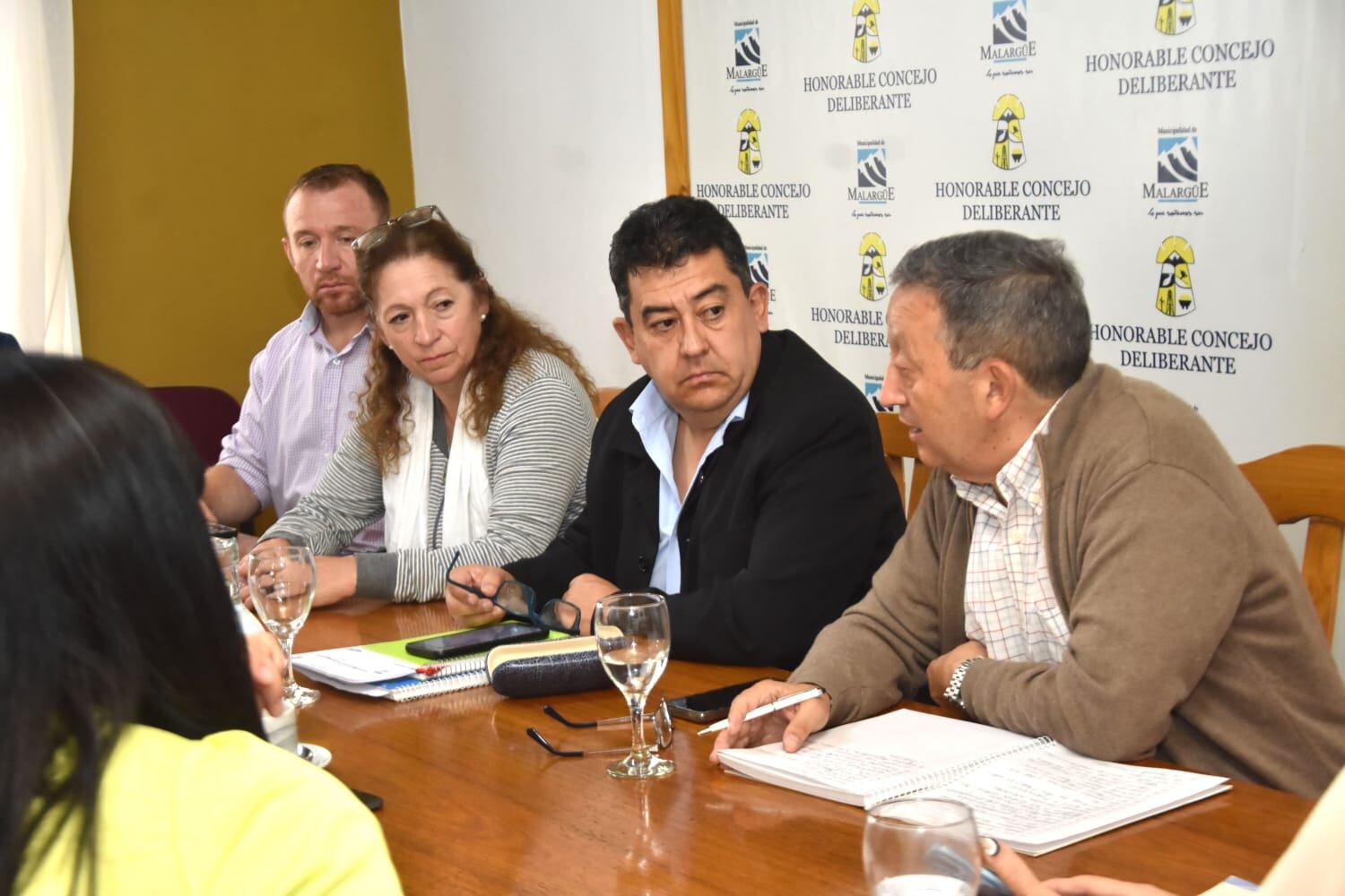 El intendente de Malargüe Celso Jaque brindó una conferencia para hablar de la difícil situación que atraviesa el municipio (Gentileza:  Prensa Municipalidad de Malargüe)