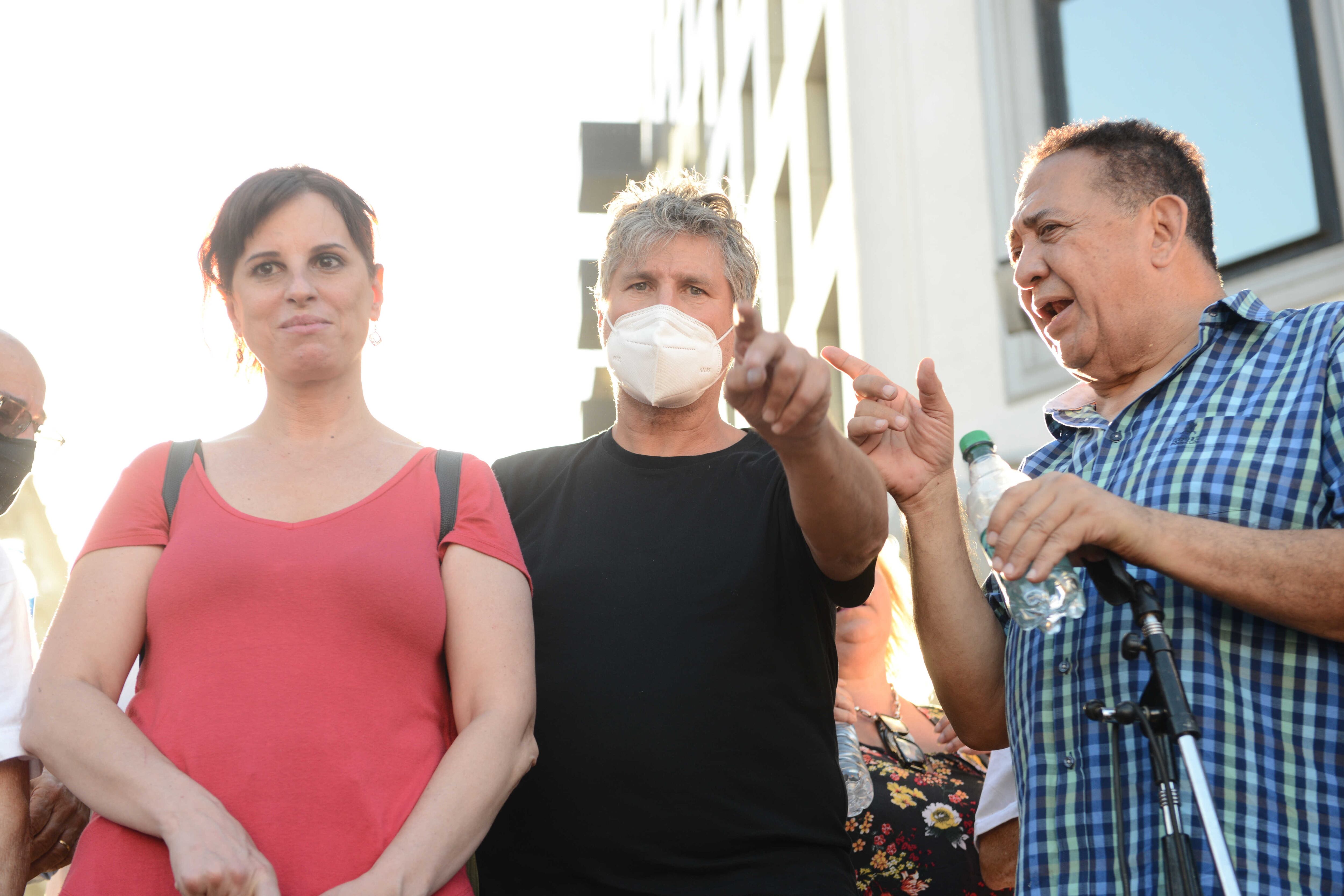 Amado Boudou y Luis D'Elía en la marcha contra la Corte Suprema de Justicia. Foto: Clarín. 