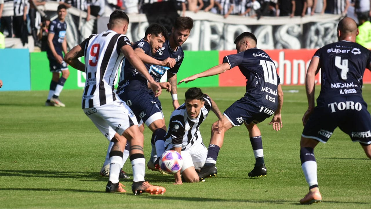 Clásico Gimnasia y Esgrima de Mendoza vs Independiente Rivadavia