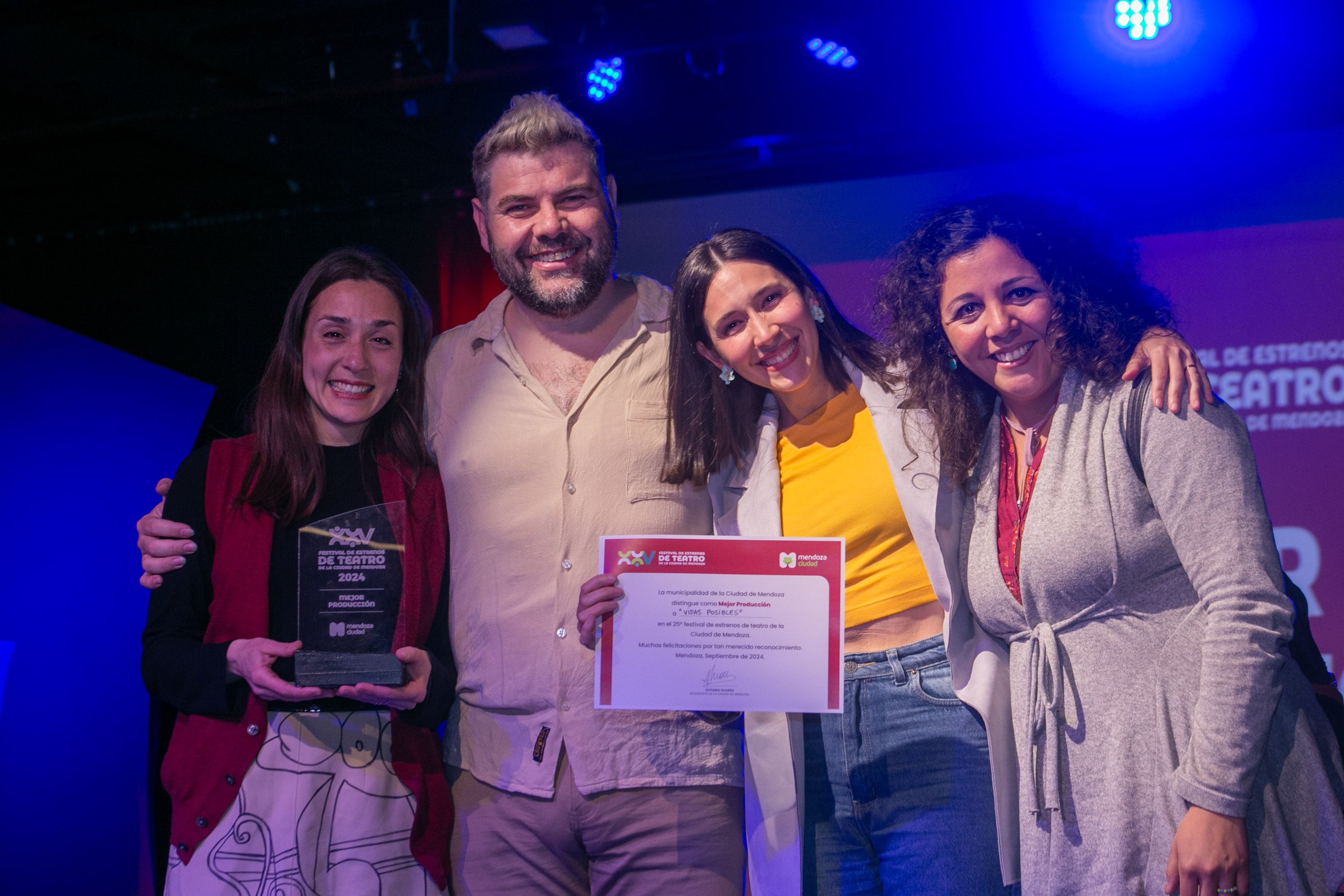 Lo mejor del teatro mendocino fue premiado en el teatro Quintanilla