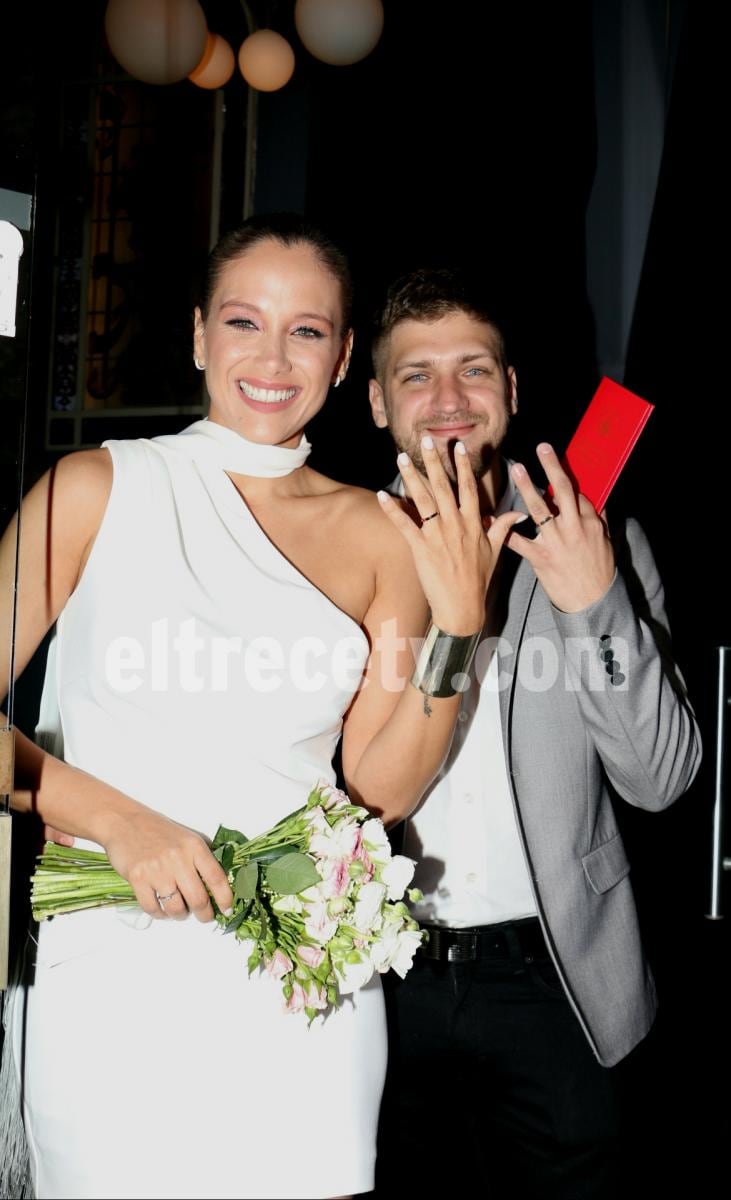 Barbie Vélez y Lucas Rodríguez tras el civil. 