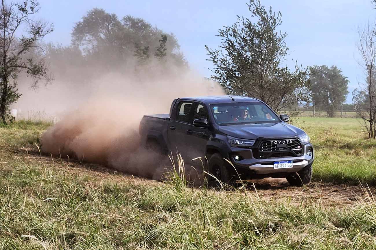 La Toyota Hilux GR-Sport IV fue desarrollada en Córdoba, con mucha participación del expiloto de rally Gabriel Raies