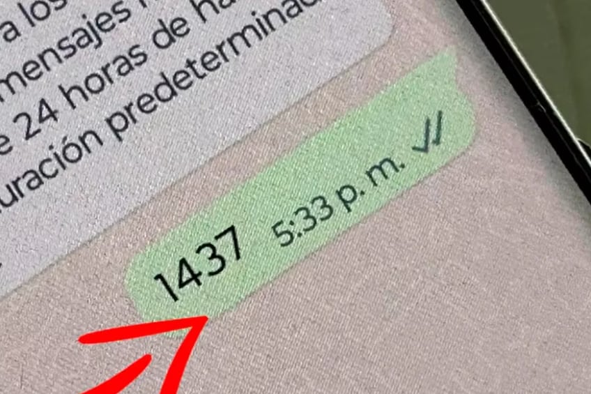 WhatsApp: "1437", Te amo por siempre".