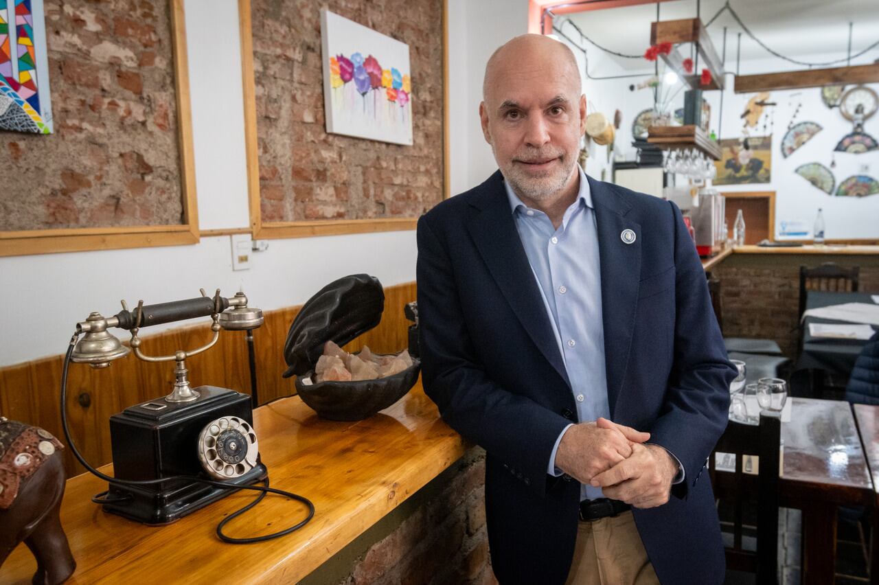 El precandidato a presidente, Horacio Rodríguez Larreta, presentó en Mendoza su plan de 8 propuestas para los jubilados si llega a ganar las elecciones presidenciales.

Foto: Ignacio Blanco / Los Andes