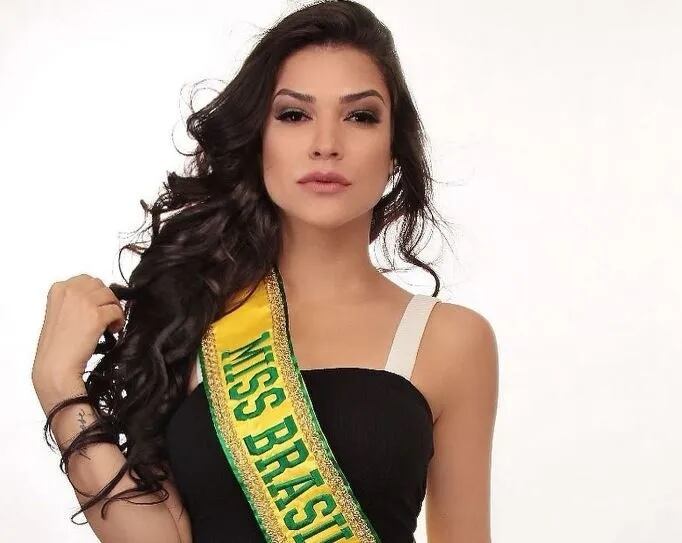 La reina de la belleza brasilera, Gleycy Correia falleció este miércoles a causa de un paro cardiorrespiratorio. Foto: Web