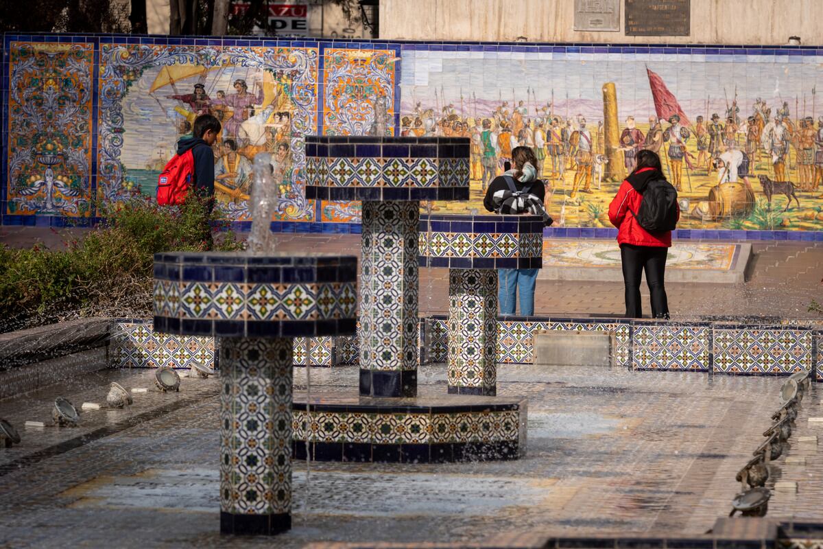 Fuente de la Plaza Plaza España

Foto: Ignacio Blanco / Los Andes