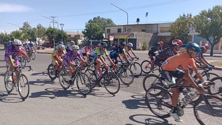 El ganador de la Segunda Etapa de la 47° Vuelta de Mendoza fue Mauricio Paez (Selección Mendocina). / Gentileza.