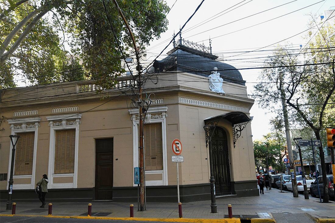 Caso Próvolo: la Iglesia mendocina se excusó de investigar al instituto ante el “riesgo de reclamos de indemnizaciones civiles”. Foto: Marcelo Rolland / Los Andes.