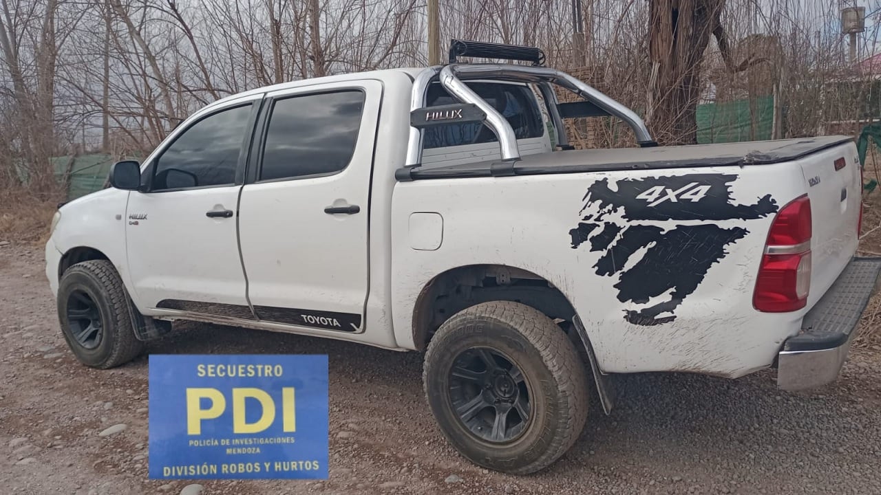 Cayó una pareja que robaba en playas de estacionamiento de shoppings en Gran Mendoza. | Foto: Ministerio de Seguridad y Justicia