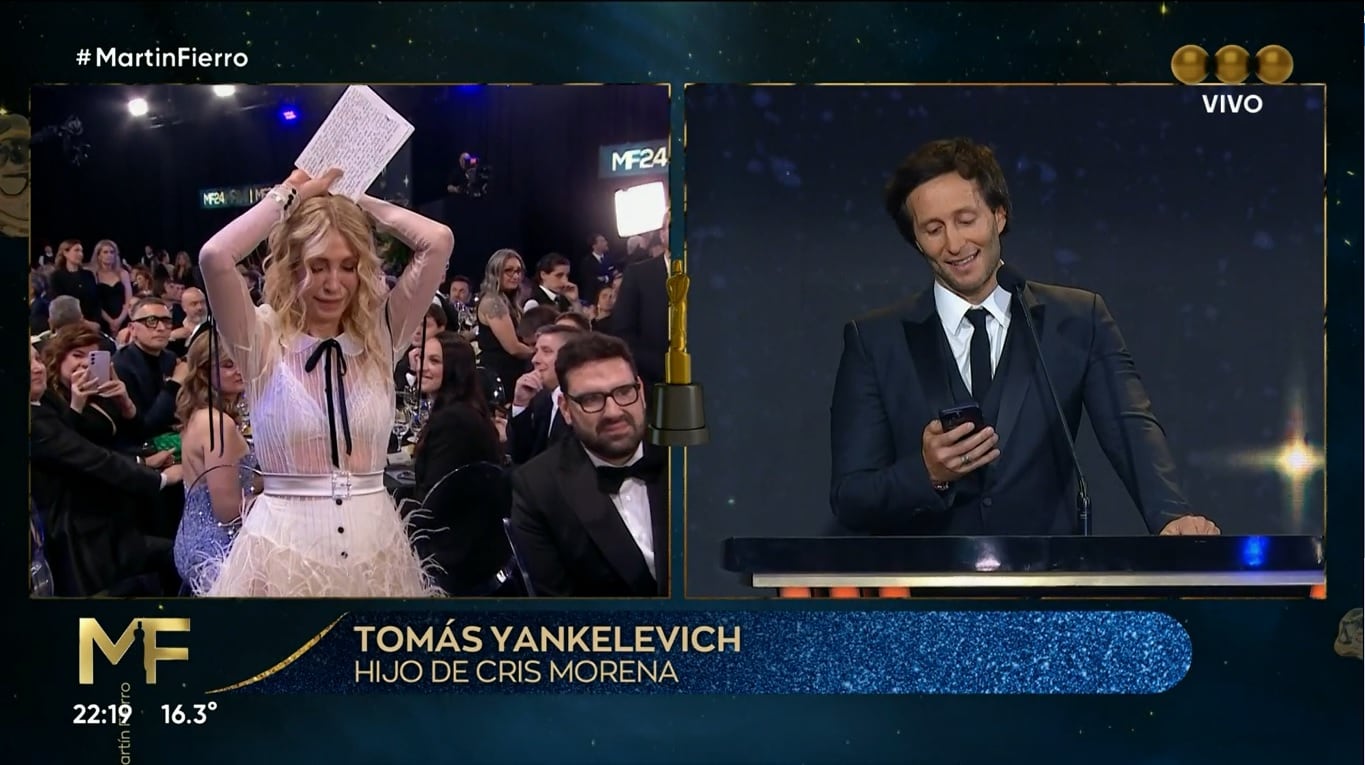 Cris Morena recibió el premio a la trayectoria, el que le entregó su propio hijo y colega, Tomás Yankelevich,