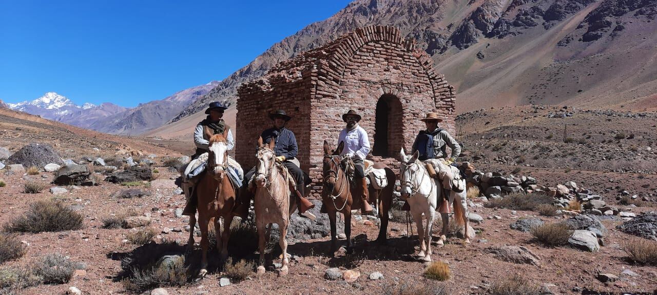 El sendero de los refugios de alta montaña