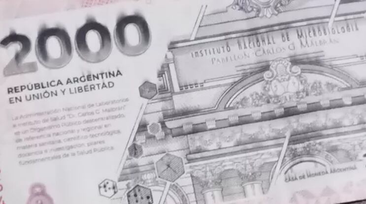 Los coleccionistas argentinos tienen la posibilidad de pagar hasta 80.000 pesos por este billete con un error de impresión. Captura: MercadoLibre