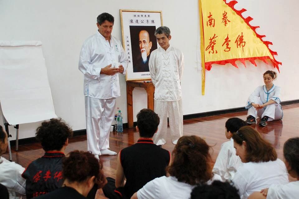 Maestro Sergio Arione junto al Gran Maestro Chen Yong Fa.