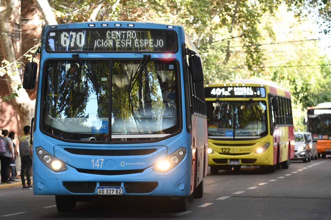 El pasaje de colectivo ya cuesta $85 en varias provincias y piden la creación de un “boleto federal”. / Foto: José Gutiérrez / Los Andes  