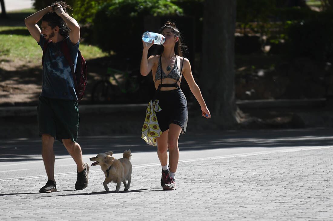 Se viene un fin de semana con temperaturas mayores a 32° en la provincia de Mendoza. Foto: José Gutierrez / Los Andes.

