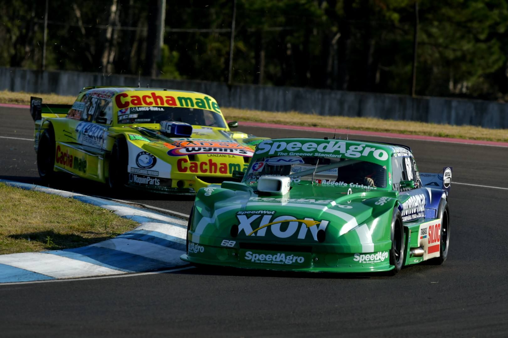 Julián Santero debió abandonar en la final del TC en Concordia luego de un encontronazo con Josito Di Palma cuando peleaban por la victoria.